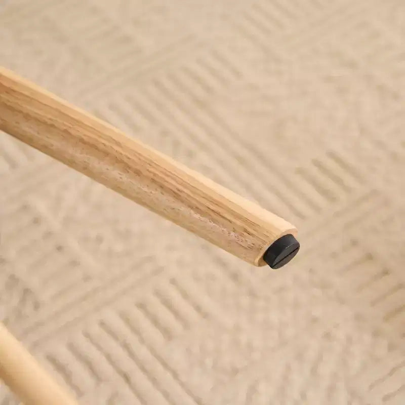 Poltrona a pozzetto imbottita a patchwork con braccioli – Capacità 150 kg, gambe in legno di caucciù