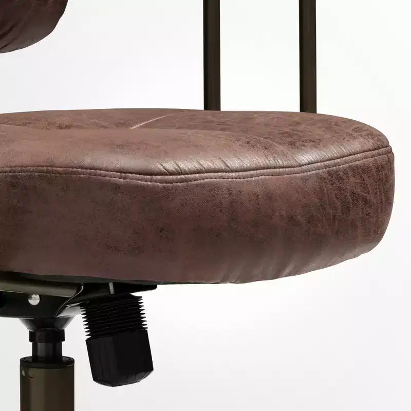 Sedia da ufficio ergonomica in finta pelle scamosciata di ispirazione vintage con braccioli regolabili e girevole