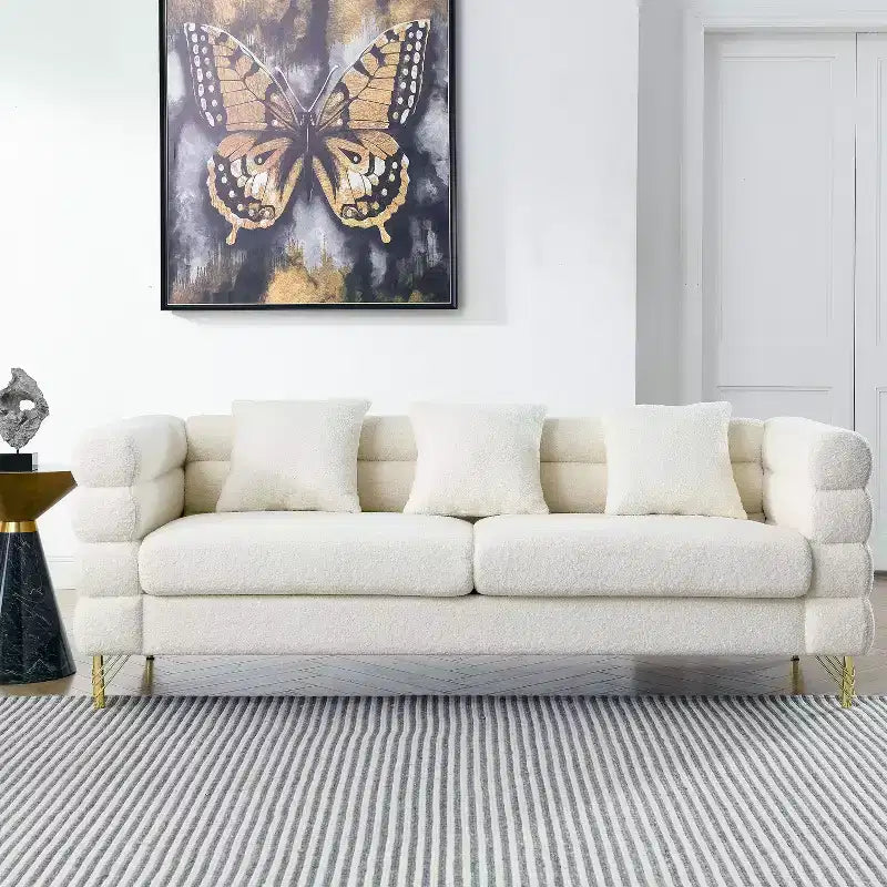 Divano a 3 posti oversize da 81" con seduta profonda, gambe dorate e 3 cuscini lombari – Art Déco