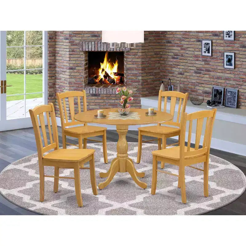 Tavolo da pranzo a ribalta in legno massello di rovere naturale a 5 pezzi con 4 sedie a schienale a doghe